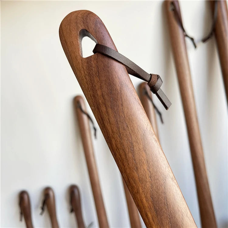 Black Walnut wooden Professional Shoe Horn Flexible Long Handle Shoehorn Useful Shoe Lifter Professional Shoe Spoon Home Tools