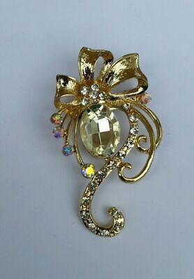 Stunning Gold Plated Flower Brooch Brooch Cake Pin with DIAMANTE XMAS Gift