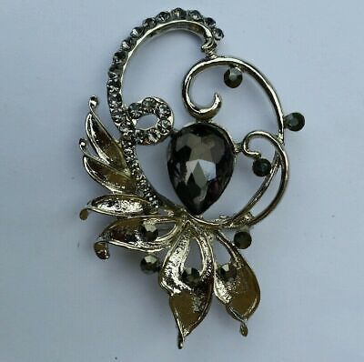 Stunning Silver Plated Black Stone Flower Brooch Cake Pin with DIAMANTE XMAS